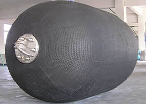 A black pneumatic rubber fender type Ⅴ